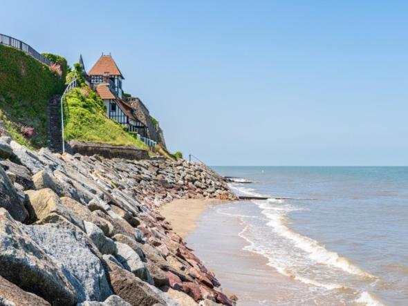 Studio Vue Mer A 2 Min De La Plage Villerville Exteriér fotografie